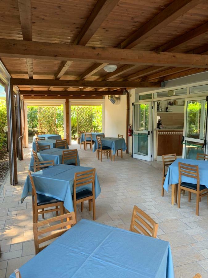 Hotel Mare Azzurro Terracina Dış mekan fotoğraf